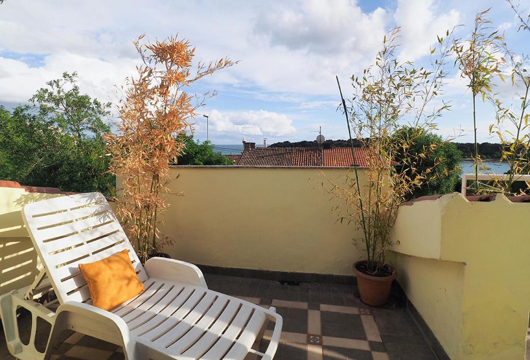 Dea Apartments Pula Bilik gambar