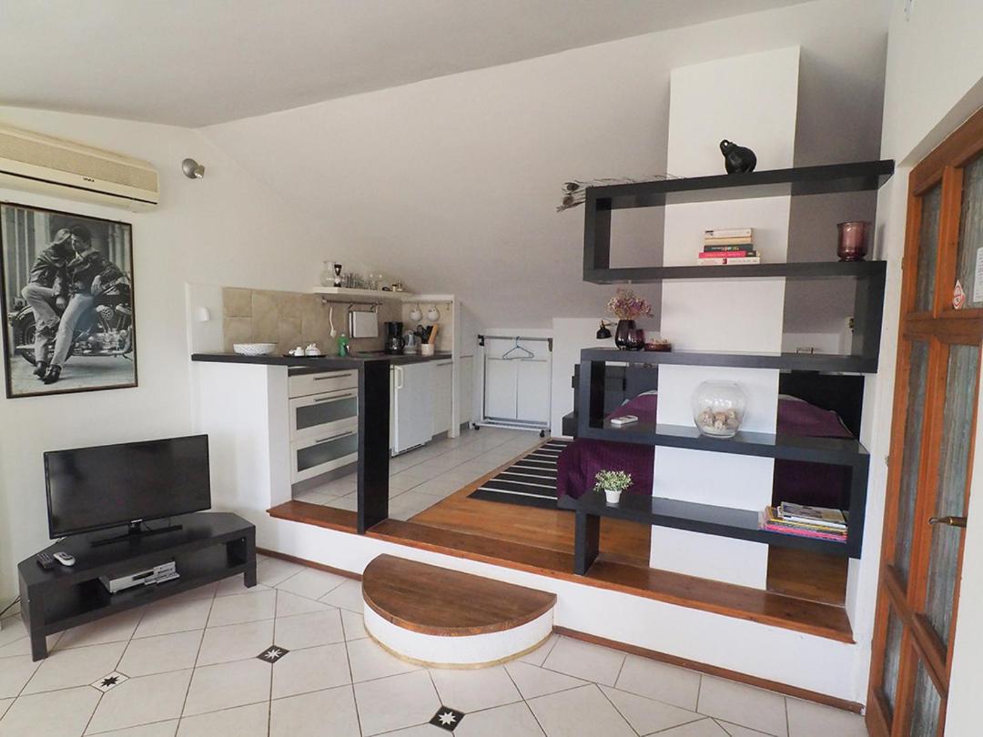 Dea Apartments Pula Bilik gambar
