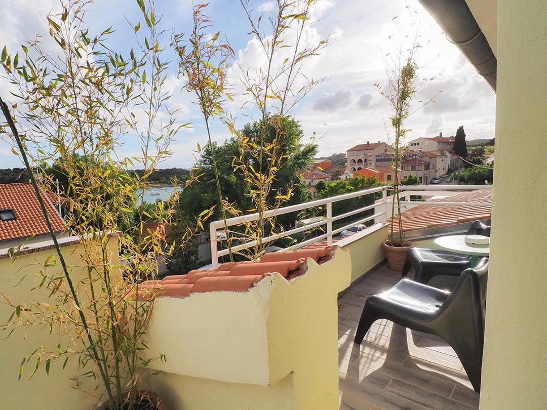Dea Apartments Pula Bilik gambar