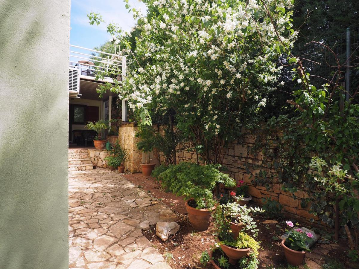 Dea Apartments Pula Luaran gambar